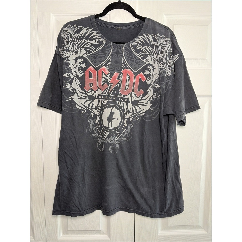 AC/DC Black Ice Graphic T-Shirt Mens Size XL Black Rock Band Concert Tee Cotton
